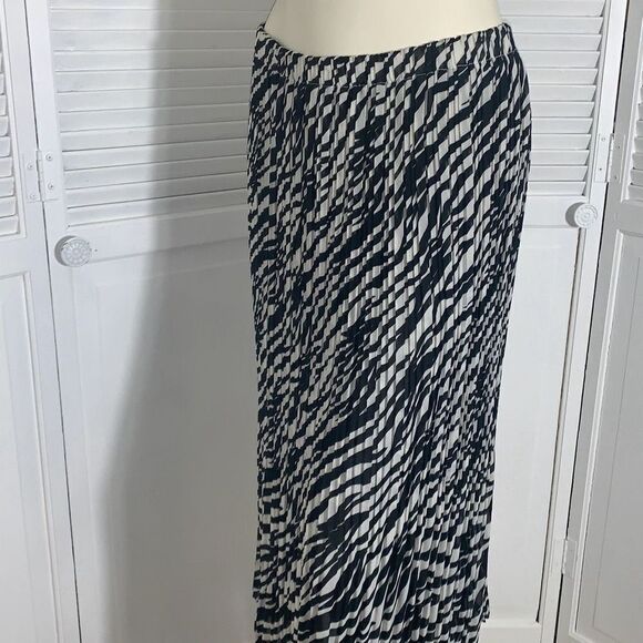 Vintage Zebra Sheer Chiffon Crinkle Pleated Layered Midi Skirt - Picture 12 of 14